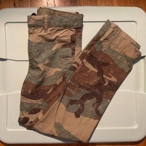 Boy's Crewcuts Camouflage Khaki Pants (Size 8)